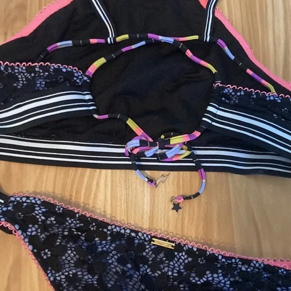 Victoria's Secret Black and Pink Lace Set - Picture 3 of 4